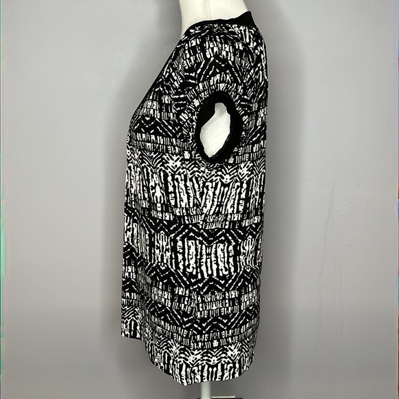 LIZ & CO. BLACK AND WHITE SHIRT SLEEVE BLOUSE Small - Picture 4 of 5